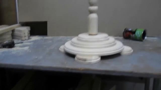 Столик- подставка, для клетки с попугаем. смотреть онлайн