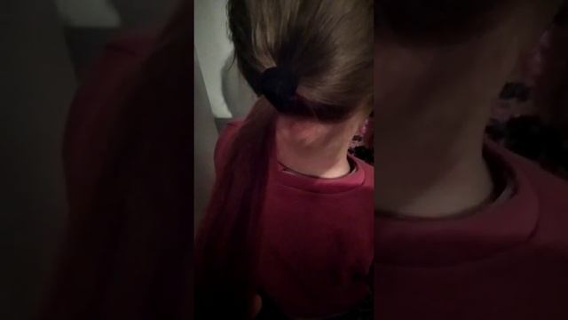 И снова Аня Канникова покрасилась в темно-розовый (борд) цвет сзади ( красивый хвостик ) 28.12.2021 смотреть онлайн