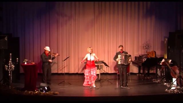 Солнышко" цыганская народная песня, поёт А.Токарева, баян и вокал - А.Гольский, скрипка - М.Хаин смотреть онлайн