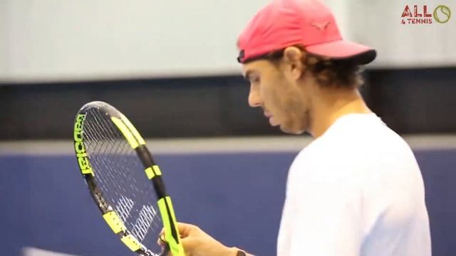 Как выбрать ракетку для тенниса. (Вес ракетки) смотреть онлайн