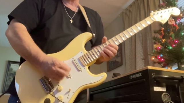 Yngwie Malmsteen Fender Stratocaster demo by Tony Cacciutti смотреть онлайн