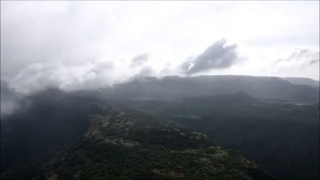 Timelapse from Rajmachi Fort Top смотреть онлайн