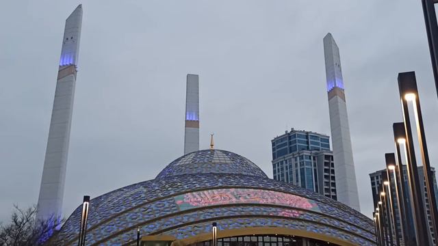 Мечеть в Аргуне. Конец марта 2022 года. смотреть онлайн