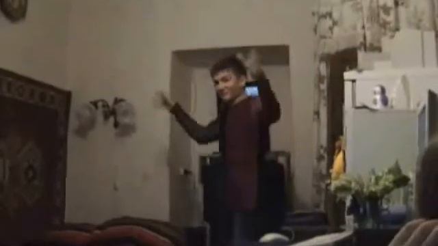 По голове себе постучи ;) смотреть онлайн