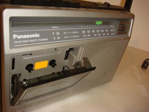 Кассетный магнитофон Panasonic RX-1230 AM-FM-радио Мини-Бумбокс-1978-год-Япония
