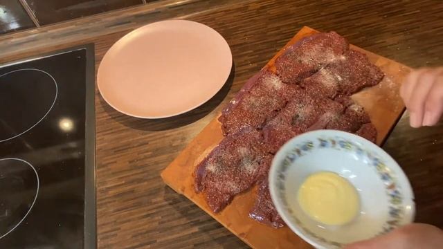 Отбивная из говяжьей печени смотреть онлайн