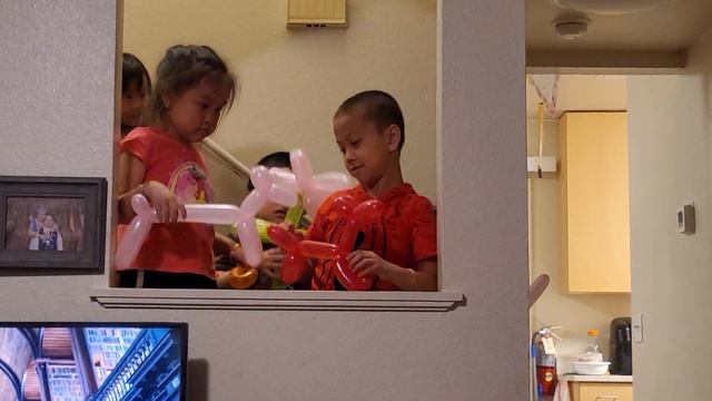 yang & vue kids' puppet show. смотреть онлайн