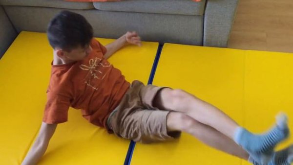 Занятия на мате- пресс!