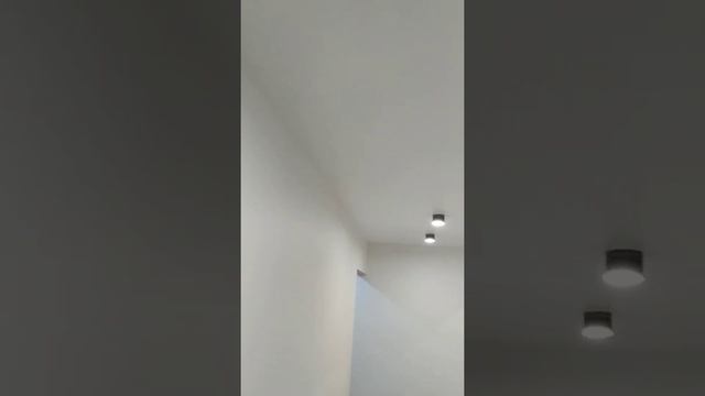 Белые одноуровневые потолки фирмы Pongs Общая площадь 15 42кв смотреть онлайн