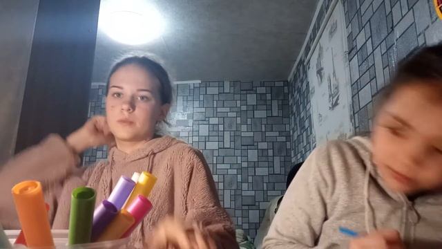 3 маркера челлендж! С Лерой, рисуем печеньку? смотреть онлайн