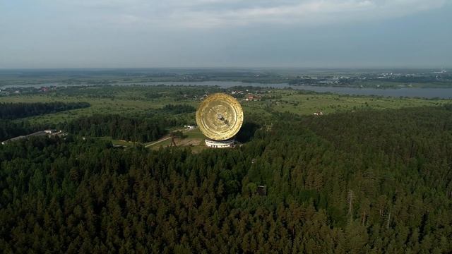 Гигантский радиотелескоп около Калязина 4K
