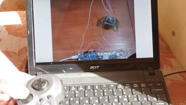 Robot control via Internet using WebSocket, WebRTC P2P video and Gamepad API смотреть онлайн