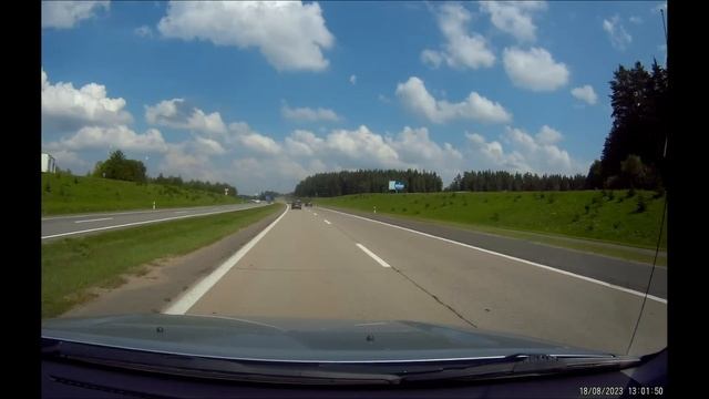 Разрыв колеса автобуса с детьми на трассе. смотреть онлайн