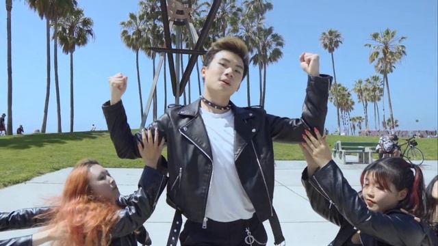 [KPOP IN PUBLIC] (G)I-DLE (여자)아이들 ‘TOMBOY’ Dance Cover // Spade A Dance смотреть онлайн