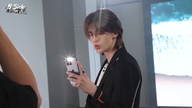 [Русская озвучка by Ayka] Stray Kids | Съёмки клипа "CHILL" смотреть онлайн