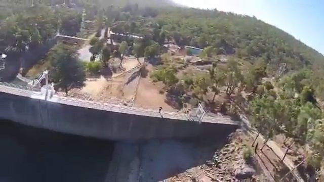 Mundaring Weir, Pert, Western Australia смотреть онлайн