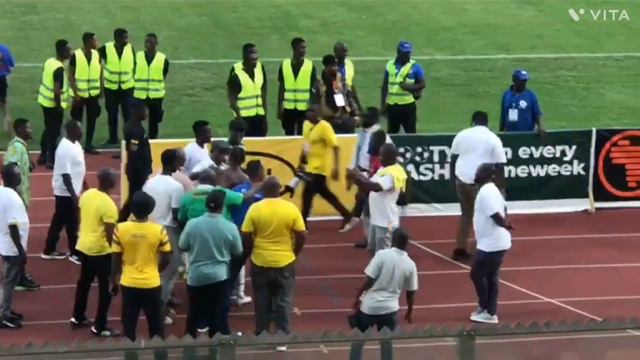 VIDEO: Kurt & Kotoko Supporters: See what happened at Baba Yara Black Meteors win over Algeria смотреть онлайн