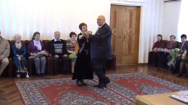танец в загсе смотреть онлайн
