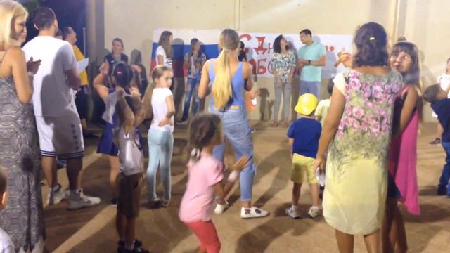 День Победы в ОАЭ. смотреть онлайн