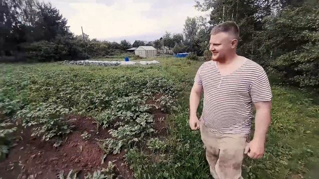 Строю ГАРАЖ. Купил панорамные окна. Окучиваю картошку смотреть онлайн