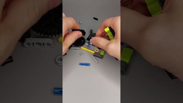Лего Самоделки - Механизм из Lego Technic (42102) #24 смотреть онлайн