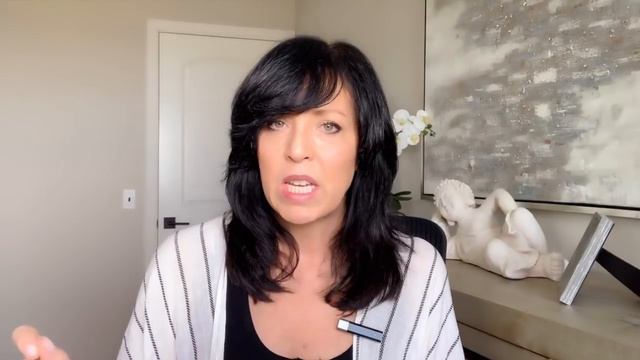"10 RED FLAGS in NEW DATING RELATIONSHIPS YOU SHOULD NEVER IGNORE/Lisa Romano" смотреть онлайн