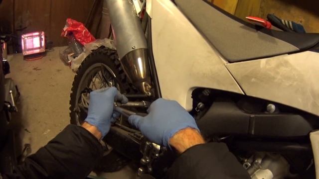 WR250R FMF MEGABOMB заварена + гайка под лямбду установлена смотреть онлайн