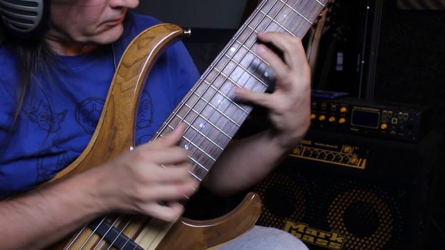 Sweeping on 7 strings Bass ( Hybrid Ashula 2 part II) смотреть онлайн