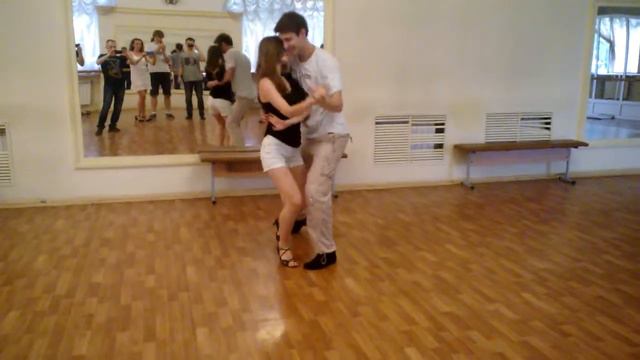 Bachata workshop Alexander Kniazev & Ksenia Madiudia, CasaDeRitmo salsa school, Kiev смотреть онлайн