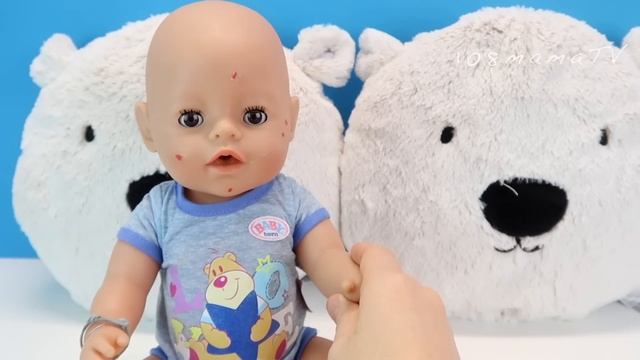 ЧТО СЛУЧИЛОСЬ С МИШЕЙ? Клеим Детские Пластыри Кукла Беби Бон Игрушки Для детей Играем Как мама смотреть онлайн