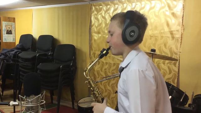 George Gershwin ''I Got Rhythm'' (исп Александр Кудичев, 12 лет) смотреть онлайн