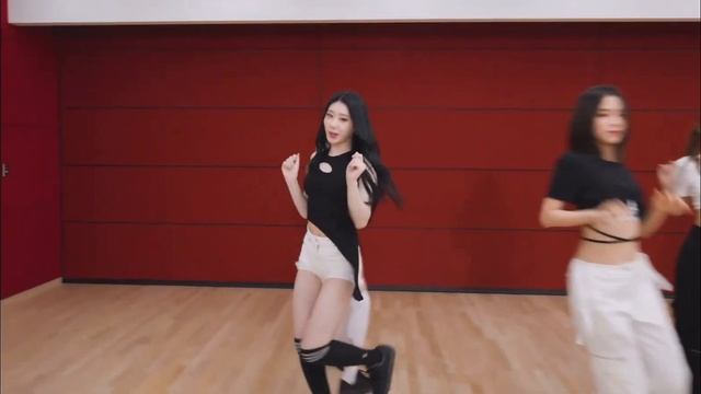 ITZY - ‘RINGO’ Mirrored Dance Practice Slowed 50%
