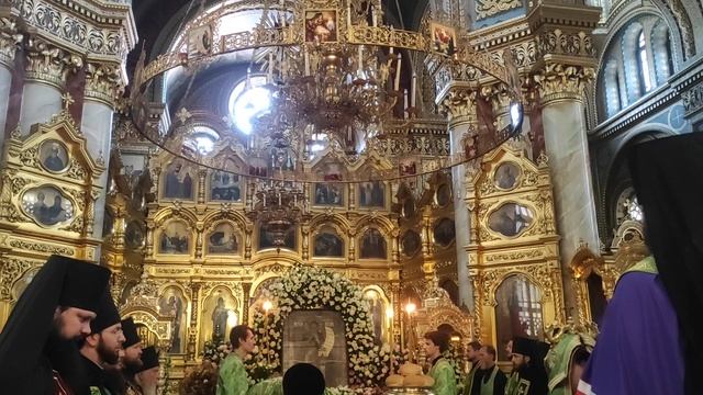 как же красиво поют в Ильинском монастыре смотреть онлайн