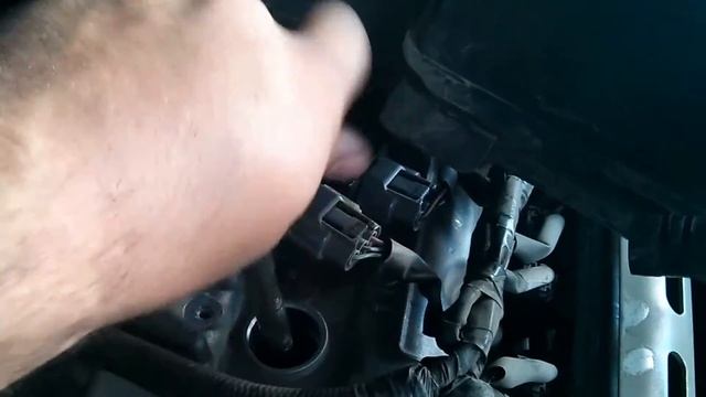 ЧТО ПРОИСХОДИТ ИЗ ЗА НЕКАЧЕСТВЕННОГО  БЕНЗИНА СО СВЕЧАМИ .Замена свечей на Nissan JUKE,