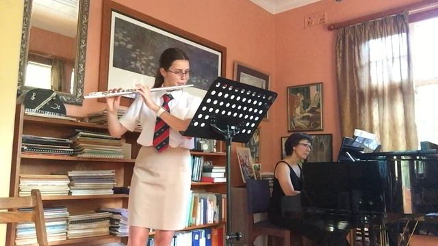 Olivia Scholtz, Classical, Spanische Concerto Op420, W Popp смотреть онлайн