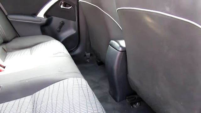 2012 Toyota Avensis - 2.0 4D Aura смотреть онлайн