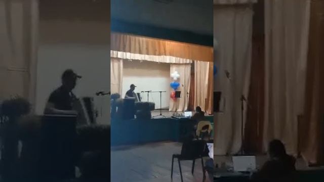 Домик окнами в сад на баяне. День села 2023год. смотреть онлайн