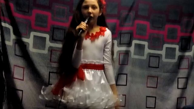 Настя Чулакова - Шел по лесу музыкант смотреть онлайн