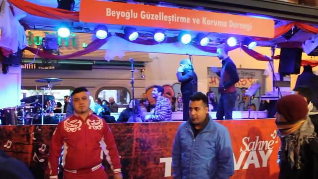 Escape-travel в Стамбул.Музыкальный трамвай на Таксиме смотреть онлайн