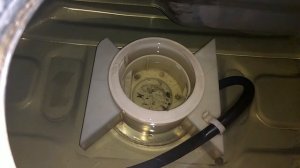 как снять бензонасос ауди 100 с4 2.3 (снятие и разборка насоса)