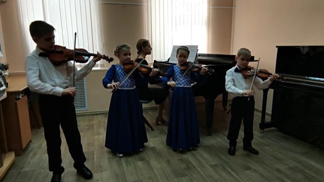 Ансамбль скрипачей младших классов "Вдохновение" ДМШ № 2 г. Кропоткин смотреть онлайн
