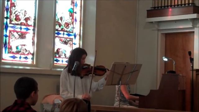 Em's Violin Recital смотреть онлайн