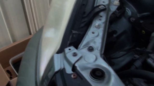 Toyota RAV4 2003 - 2014: How to Change Engine Oil at Home смотреть онлайн