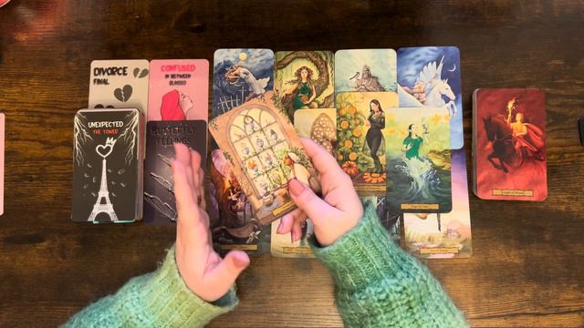 CAPRICORN tarot love ♑️ Someone Who Will Confess Their Feelings To You ❣️This Message Is Important смотреть онлайн