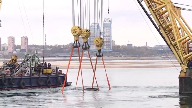 Поднятие со дна Волги бронекатера БК-31 смотреть онлайн