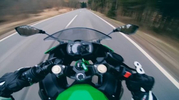 Kawasaki Ninja 400 sound & review [RAW Onboard]