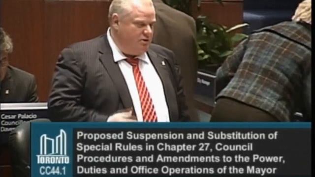 Toronto Mayor Rob Ford knocks councillor over after being heckled смотреть онлайн