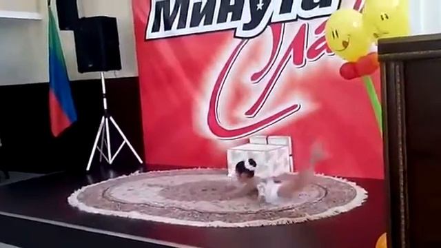 Шок!Шокирующая пластика от 5 летней Гюльзар Гасанбековой на Минуте Славы!!!! смотреть онлайн