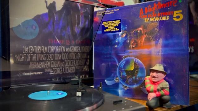 Can’t Take The Hurt *VINYL RIP* - A Nightmare On Elm Street 5 The Dream Child Soundtrack смотреть онлайн