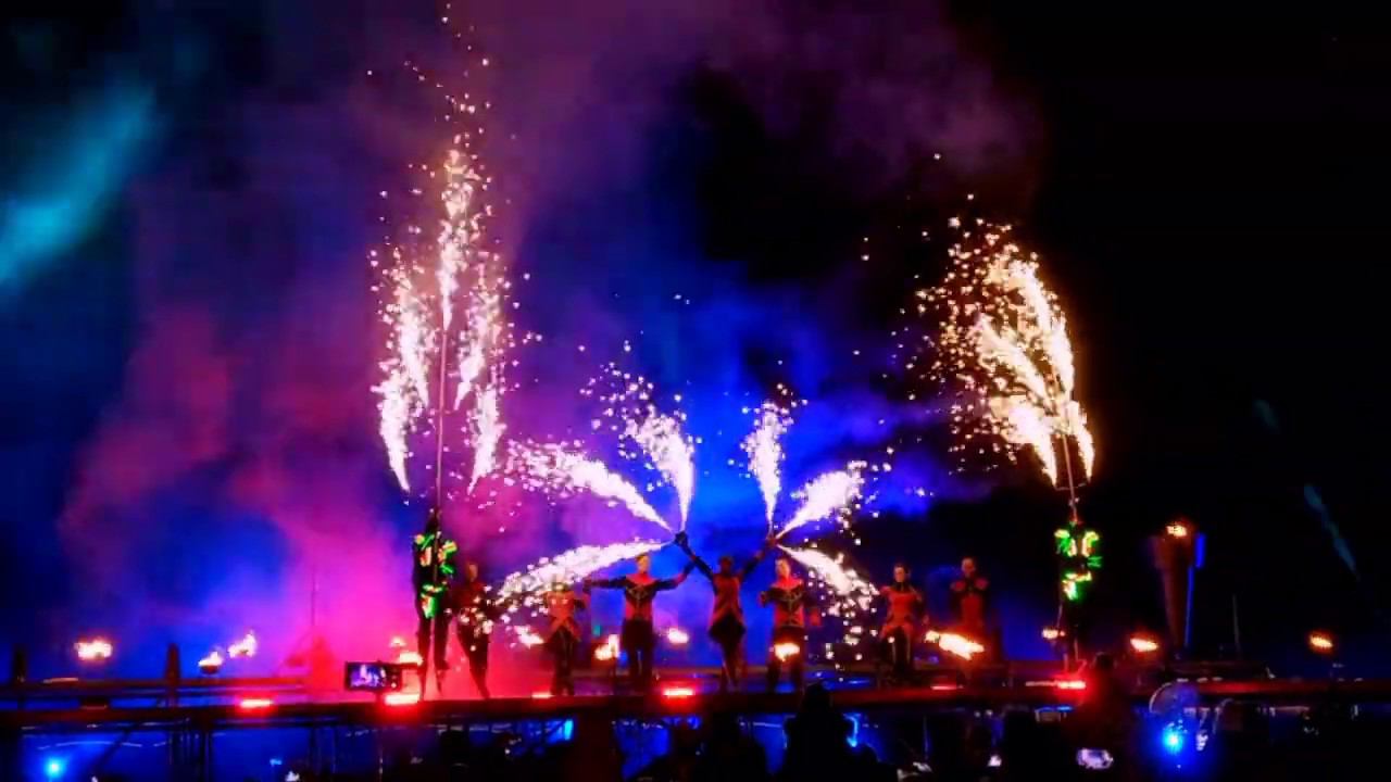 Фестиваль огня "Рождественская звезда" смотреть онлайн